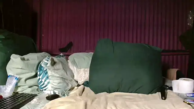 Bustyboobs02xx webcam
