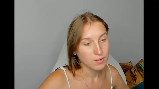Xenia_paradise live cam on StripChat