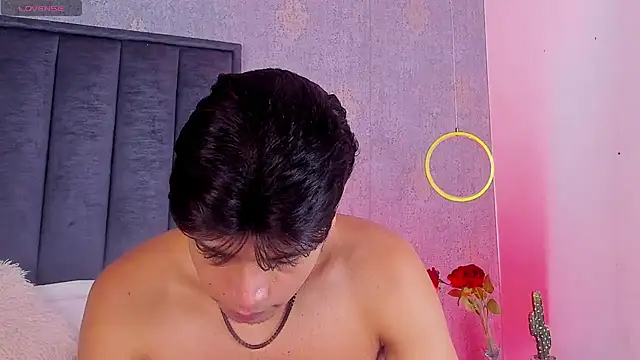 Alejandroo_Montenegro webcam