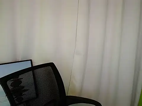 TsCyra_foxxx webcam