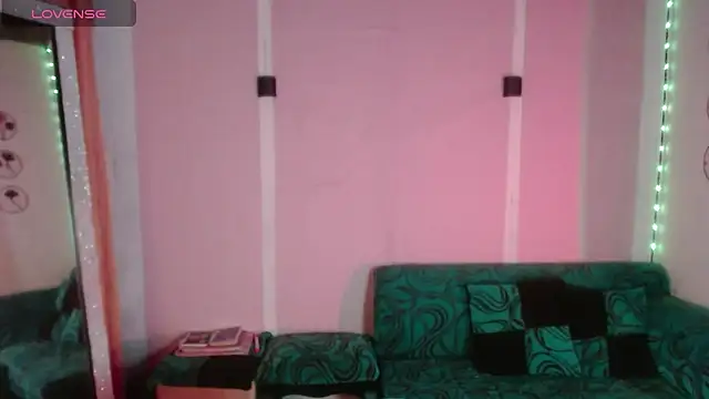 sweet_susy222 live cam on StripChat