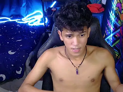 hugekenbigcock (M young) - cum with me