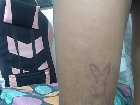 estebanbigcock23 - Estebanbigcock23's free webcam - UK Sex Cams