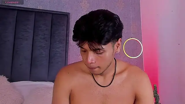 Alejandroo_Montenegro webcam