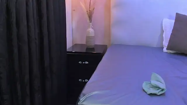 Piinksoul149 live cam on StripChat