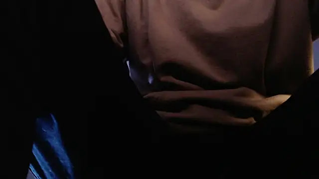 s_sven03 live cam on StripChat