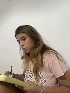 baddieasiantv webcam