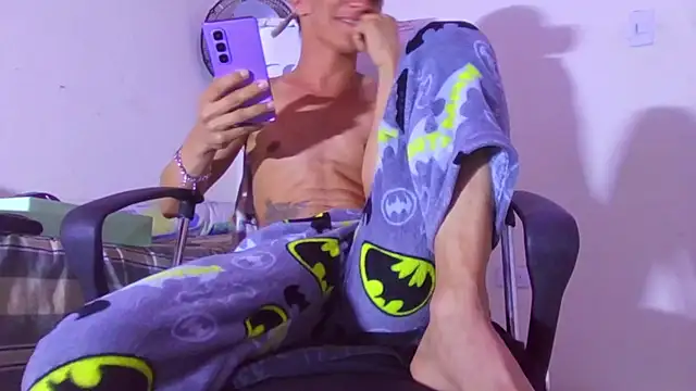 juan22cm_rod live cam on StripChat