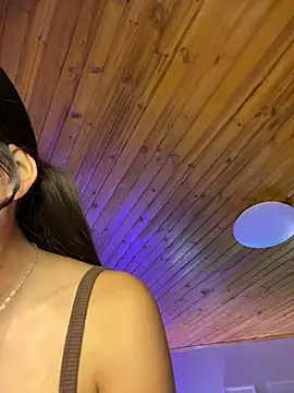 Sofia18_pinkk webcam