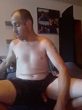 Codymc89 live cam on StripChat