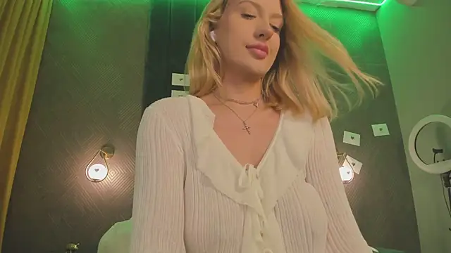 Emma__Leee webcam