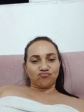 amanda39 - Amanda39's free webcam - UK Sex Cams