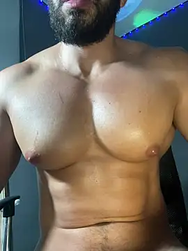 magnumchris live cam on StripChat