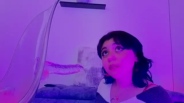 Blueberry_gothic webcam