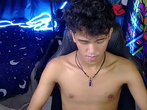 hugekenbigcock webcam