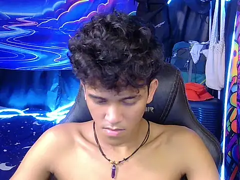 hugekenbigcock webcam