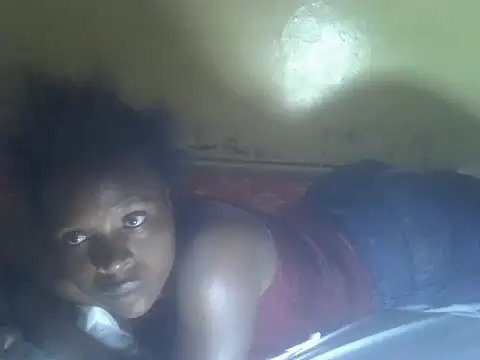 cute-shamza live cam on StripChat
