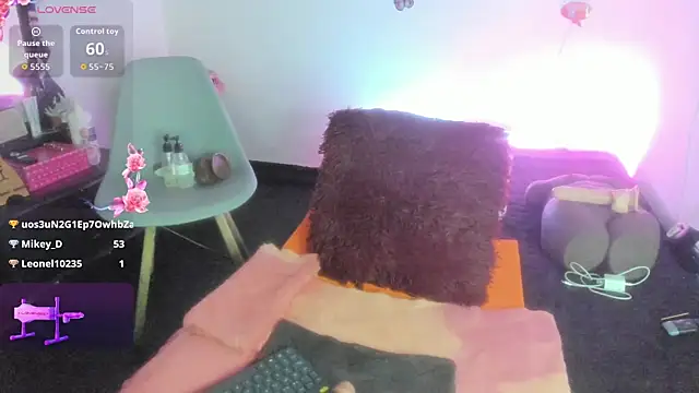 SheraHadee webcam