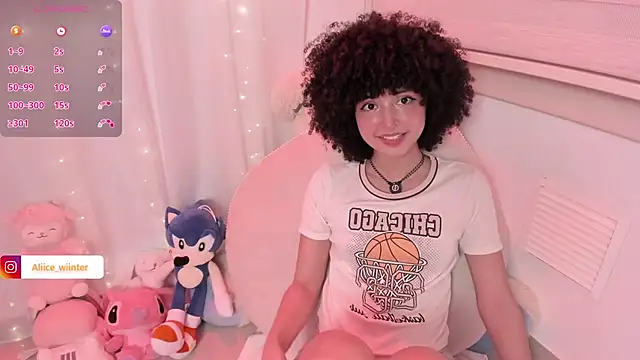 Alice_winter_ live cam on StripChat