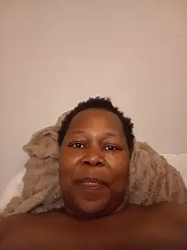Lahpussy live cam on StripChat