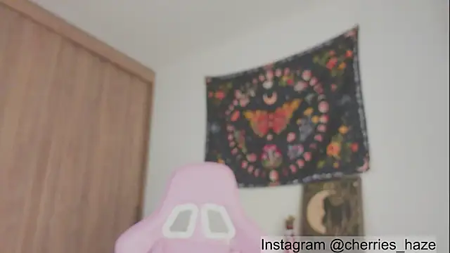 Cheerry1 webcam