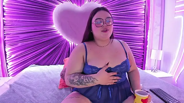 Lushi_Love webcam