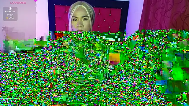 Scarlethvega99 webcam