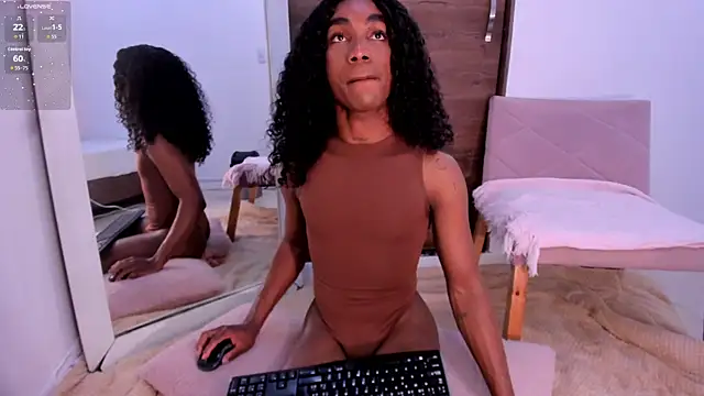 Nico_Dior webcam