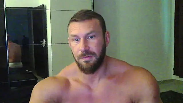 muscularkevin webcam
