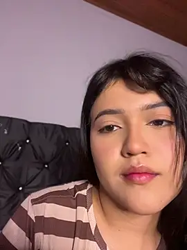 alisson_carolina73 - Alisson_carolina73's free webcam - UK Sex Cams