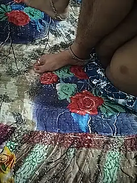 Ruhani-couple001 live cam on StripChat