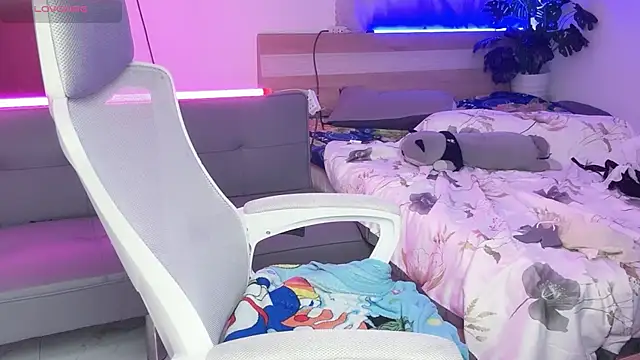 Ni-Ni_2K live cam on StripChat