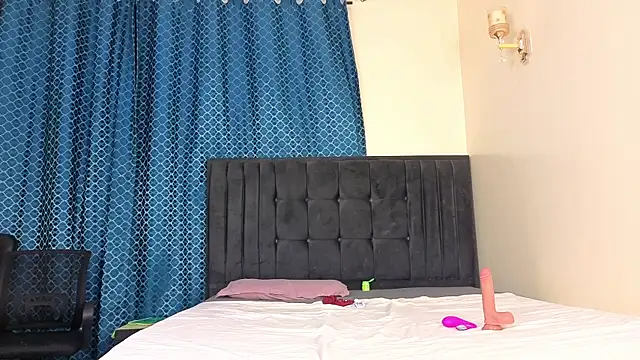beauty_queeen (F young) - hard squirt