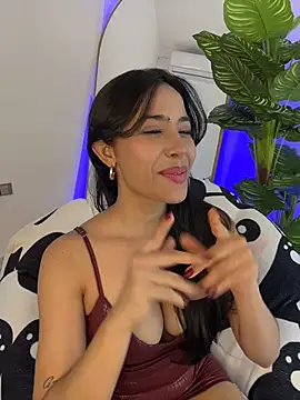 _Emily_Thompson_ live cam on StripChat