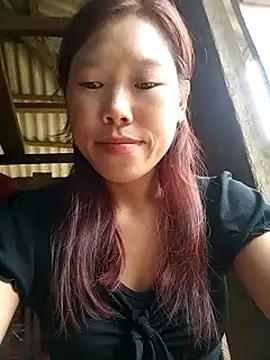 Ngocmi909 live cam on StripChat