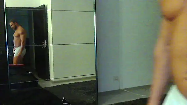 muscularkevin webcam