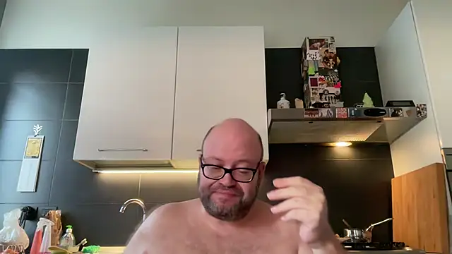 theitalianbear's live room