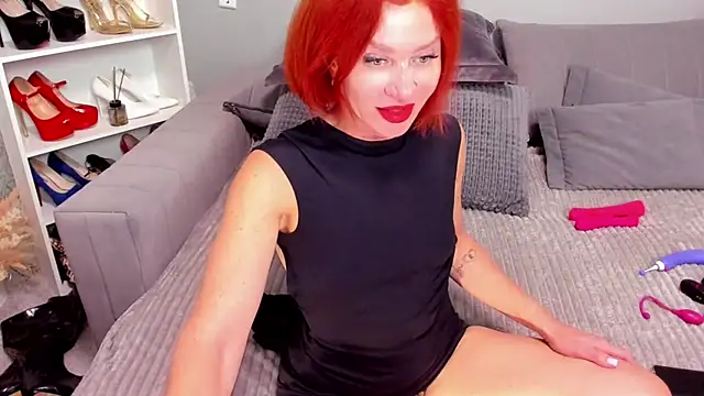 jullia_moor's live room