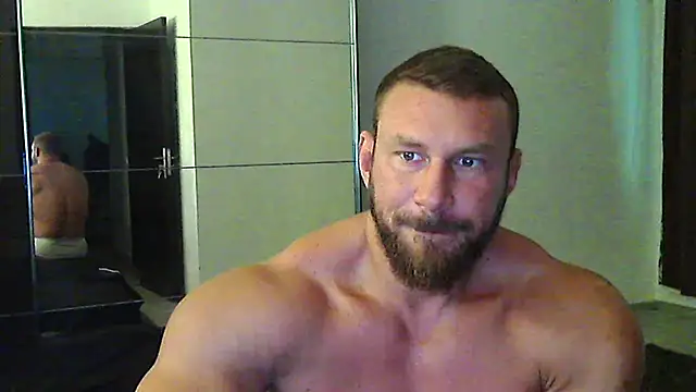 muscularkevin webcam
