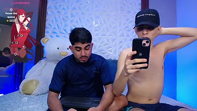 michael_and_twinkk (G twink) - make me happy for 10 minutes🍆🍑🥵💦
