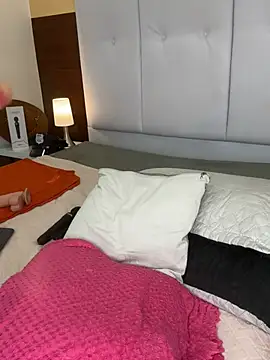 Brigith24 live cam on StripChat