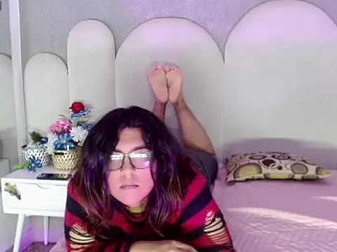 jessie_dark30 webcam