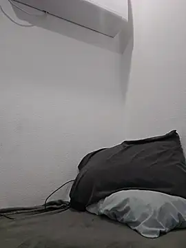inkpanther6969 live cam on StripChat