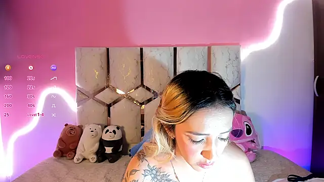 Amanda_klaire webcam