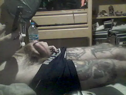 mrfumao - MrFumao's free webcam - UK Sex Cams
