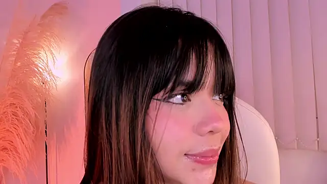 nikavelvet1 - NikaVelvet1's free webcam - UK Sex Cams
