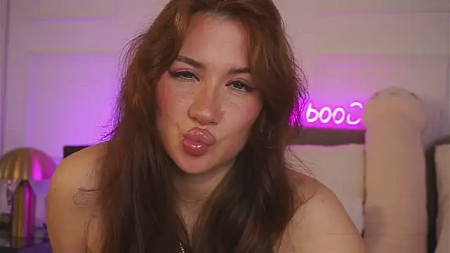 MeganStrane live sex cam