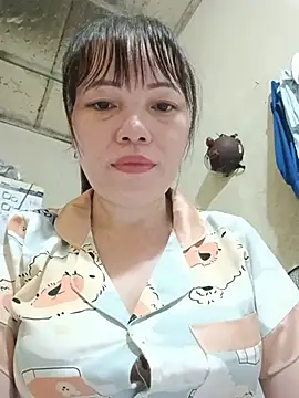Sana-vn live cam on StripChat