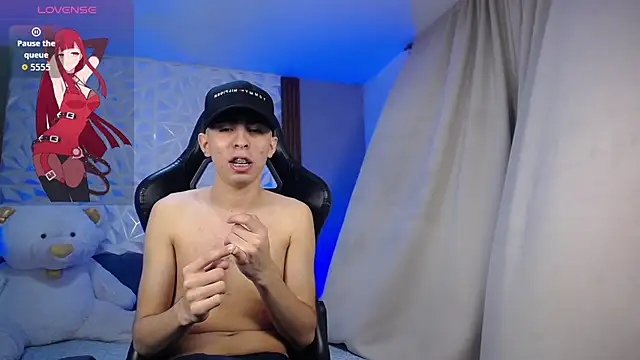 Michael_and_twinkk webcam