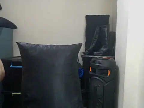 radar777 live cam on StripChat